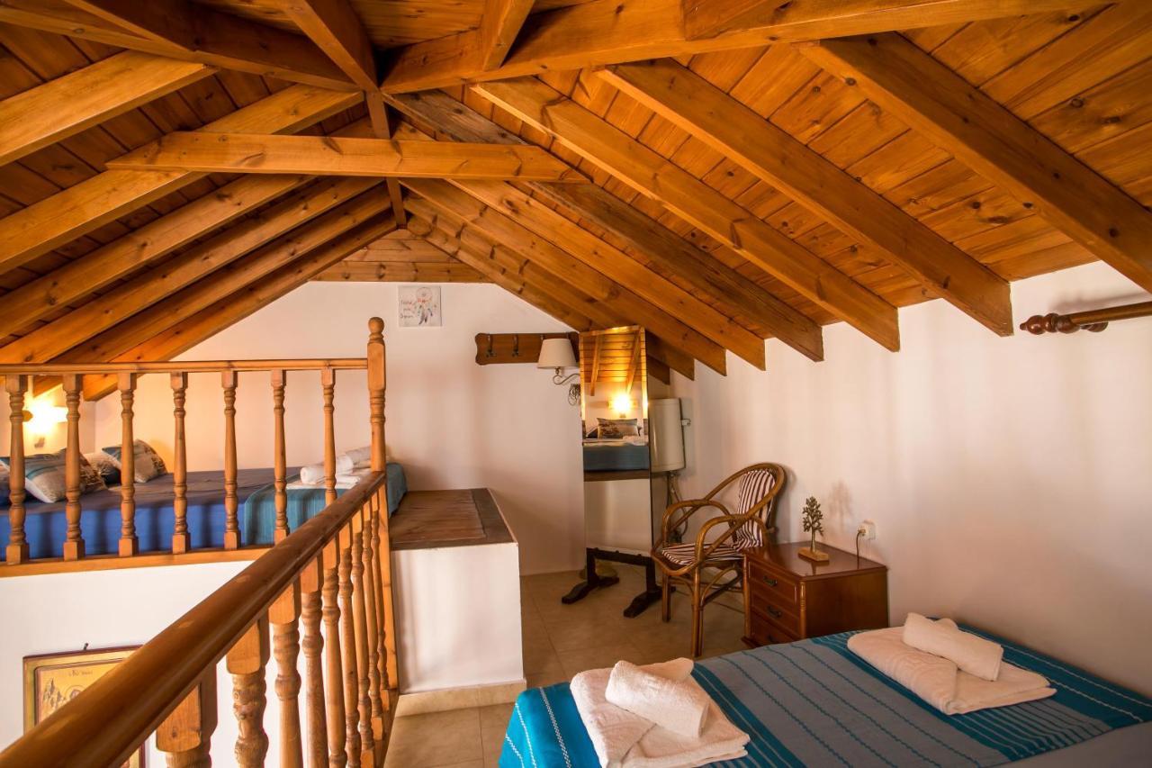 Chalki TownAnna'S House公寓 外观 照片